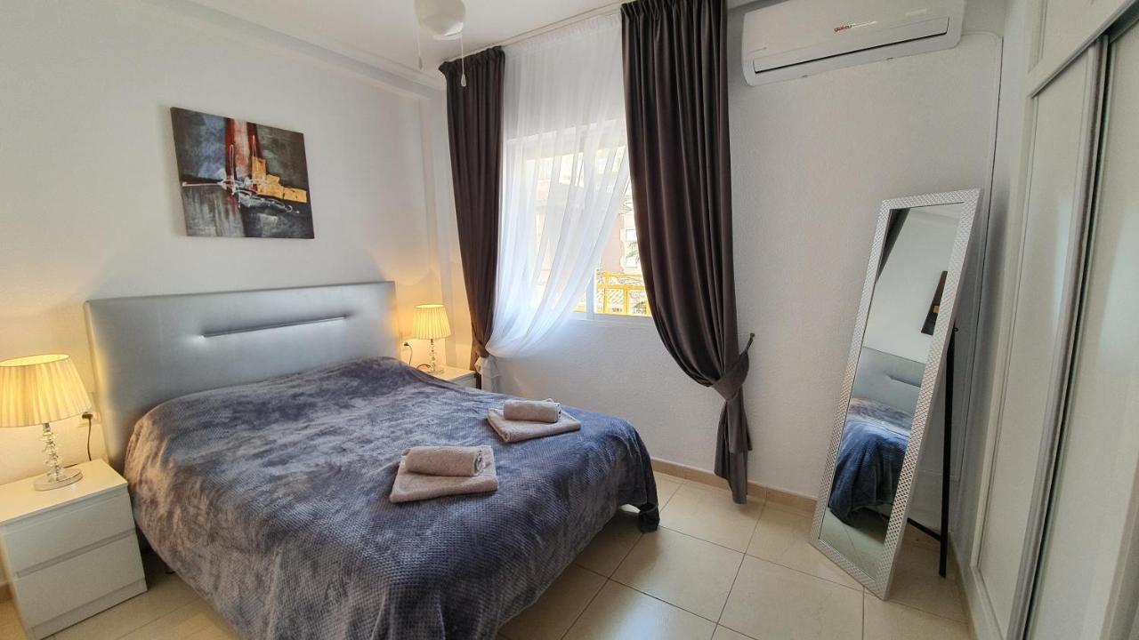 Sunny Apartament Near La Mata Beach Torrevieja Luaran gambar