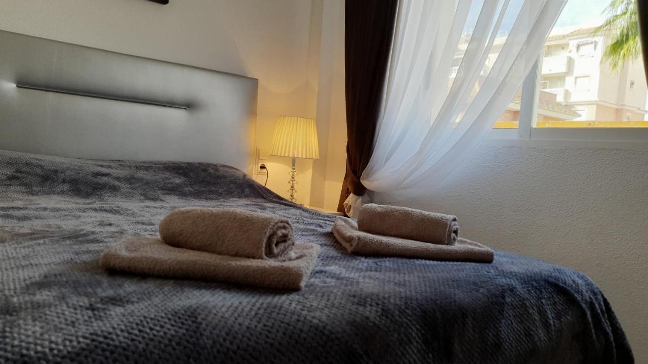 Sunny Apartament Near La Mata Beach Torrevieja Luaran gambar